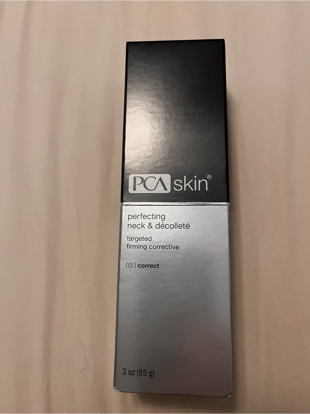 PCA Skin Perfecting Neck & Décolleté Targeted firming corrective cream  3 oz